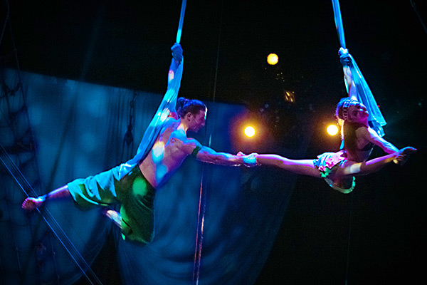 Pirates Dinner Adventure Orlando Eye Acrobatics