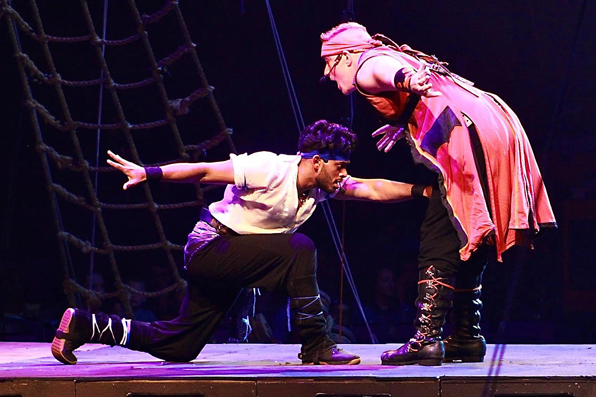 Pirates Dinner Adventure Orlando Eye Pirate Cast Action