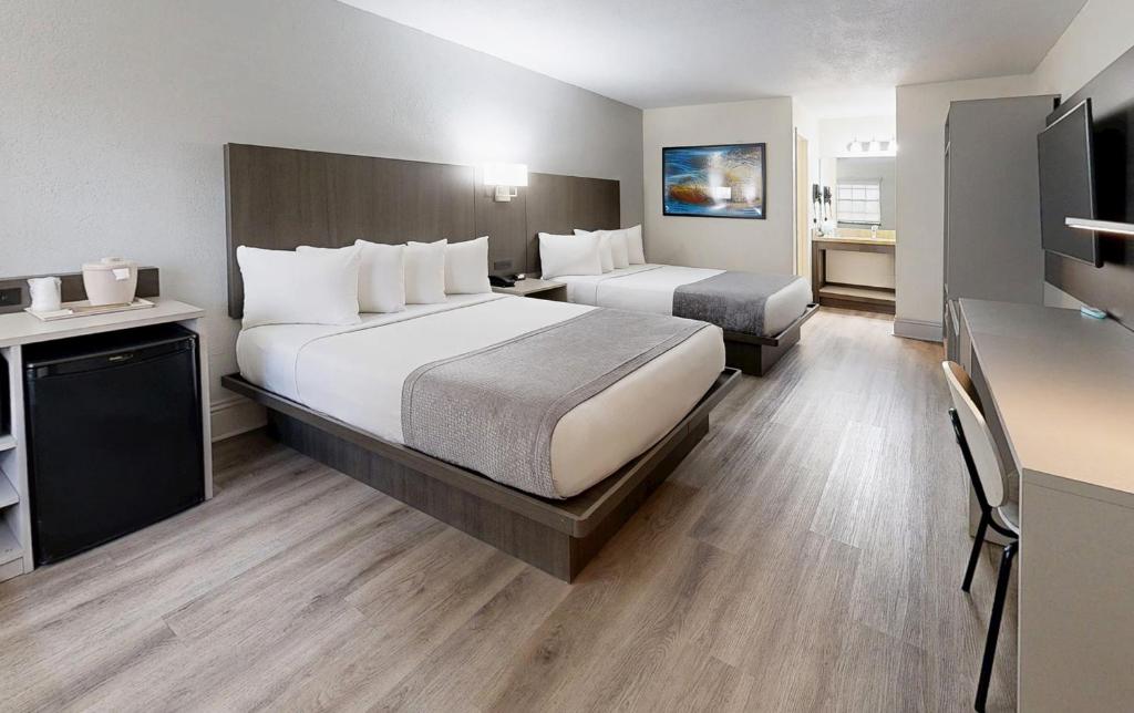 Avanti Resort Orlando Eye Room