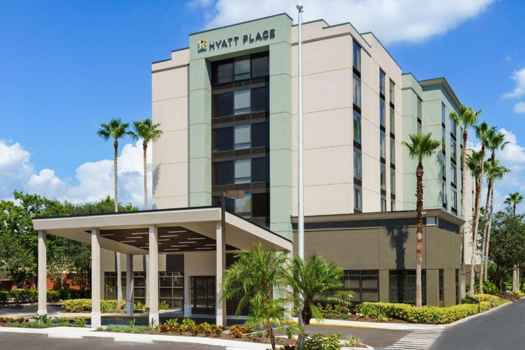 Hyatt Place Orlando Eye Exterior